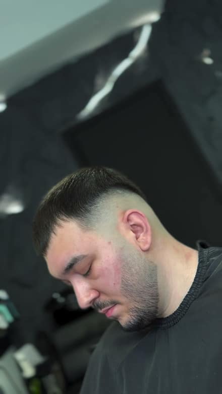 Μούσι με skin fade
